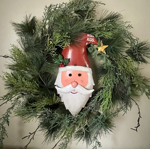 KRIS KRINGLE WALL HANGING *NEW*